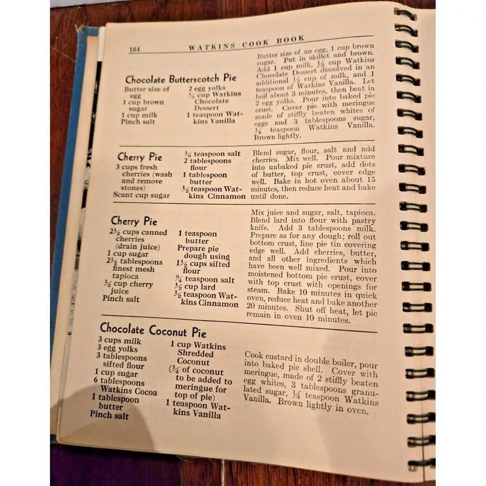 WATKINS COOKBOOK 1948 Spiral Bound by‎ J. R. Watkins Co Vintage 8th edition